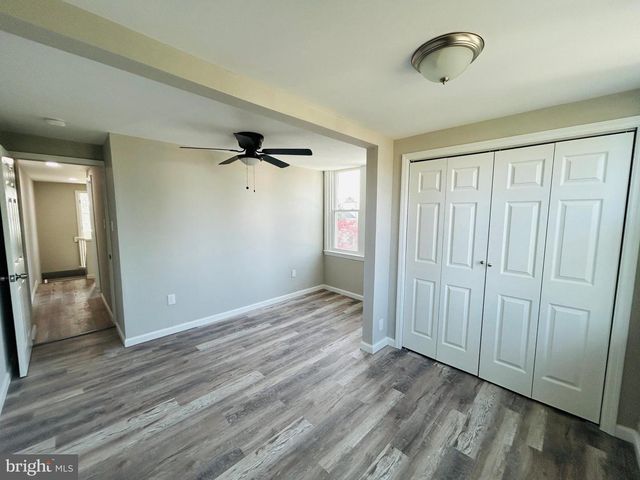 326 FOUNTAIN ST, Philadelphia, PA 19128