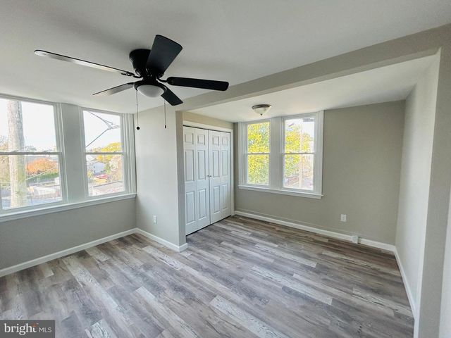 326 FOUNTAIN ST, Philadelphia, PA 19128