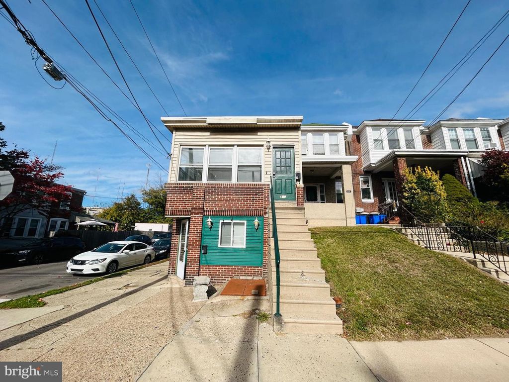 326 FOUNTAIN ST, Philadelphia, PA 19128