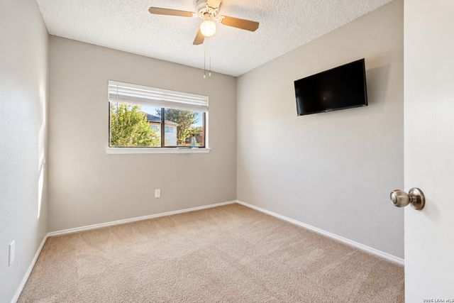 9643 Kashmir Dr, San Antonio, TX 78251