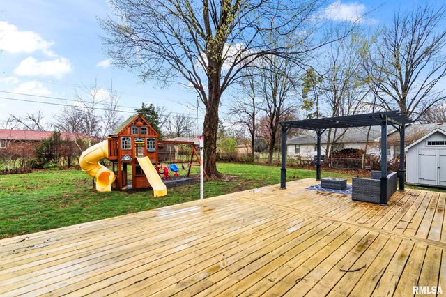 8 Arabian Trail, Springfield, IL 62702