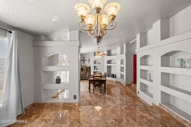 9075 Roswell St, Mesilla Park, NM 88047