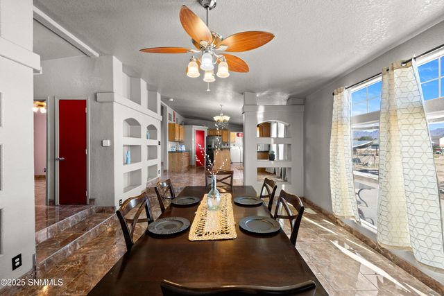 9075 Roswell St, Mesilla Park, NM 88047