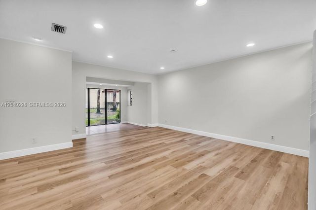 3454 Laurel Oaks Ln, Hollywood, FL 33021