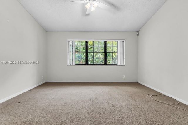 3454 Laurel Oaks Ln, Hollywood, FL 33021