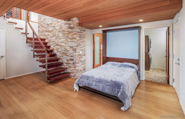 330 Neptune Ave, Encinitas, CA 92024