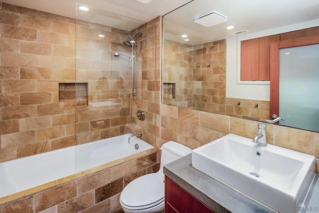 330 Neptune Ave, Encinitas, CA 92024