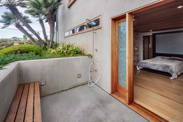 330 Neptune Ave, Encinitas, CA 92024