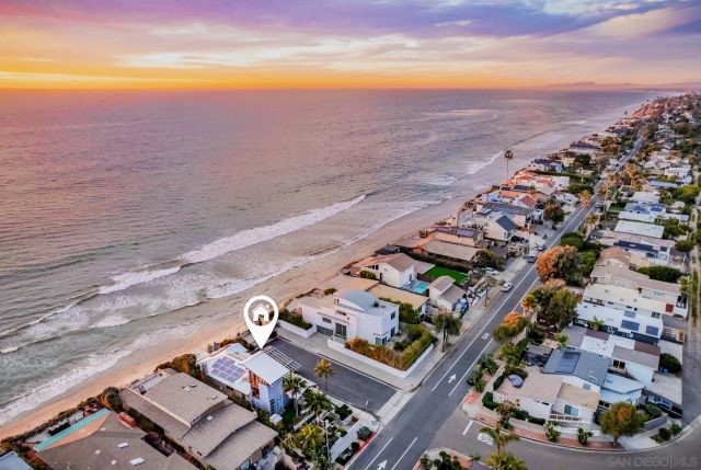 330 Neptune Ave, Encinitas, CA 92024