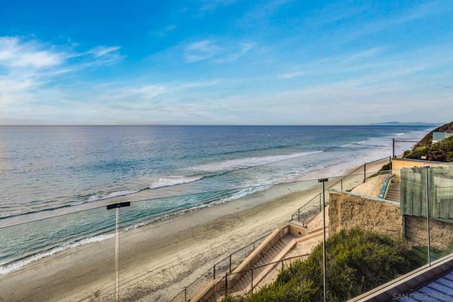 330 Neptune Ave, Encinitas, CA 92024