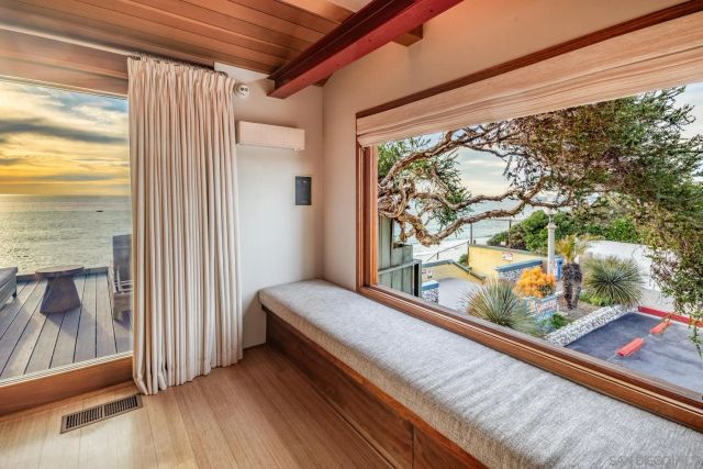 330 Neptune Ave, Encinitas, CA 92024