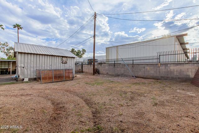 2612 W GLENROSA Avenue, Phoenix, AZ 85017
