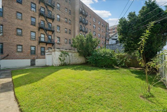 370 E Broadway, Long Beach, NY 11561