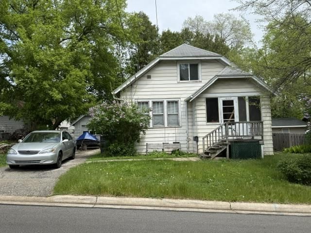 1007 HASTINGS STREET, Green Bay, WI 54301