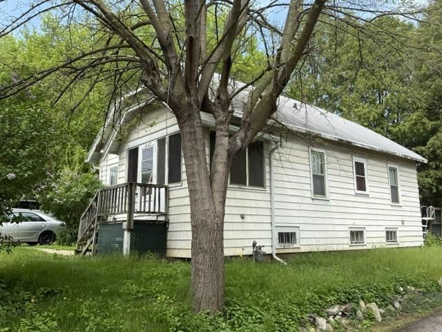 1007 HASTINGS STREET, Green Bay, WI 54301