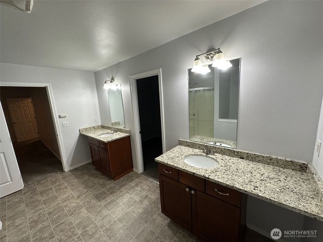 19722 99TH Street E, Bonney Lake, WA 98391