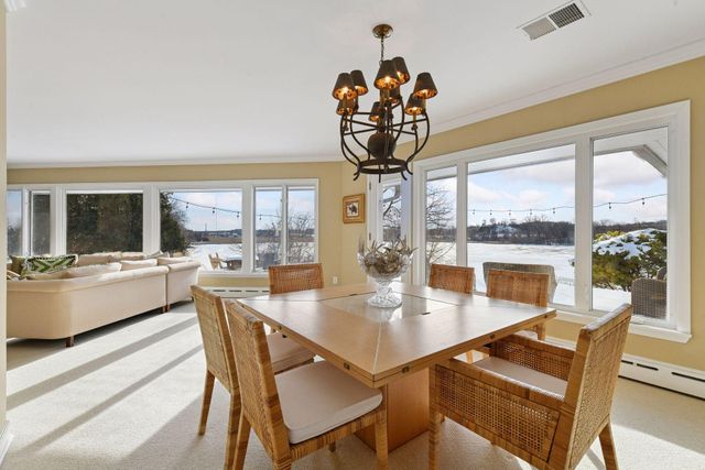 7011 Willow Creek Road, Eden Prairie, MN 55344