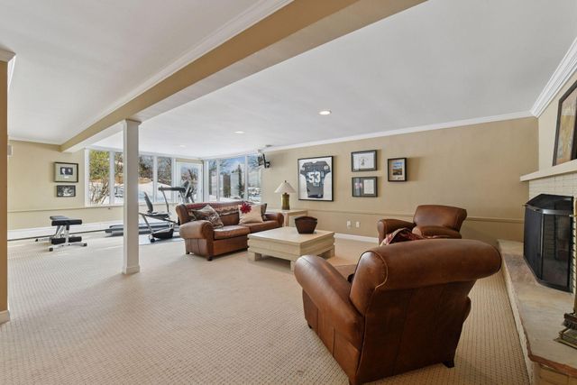 7011 Willow Creek Road, Eden Prairie, MN 55344