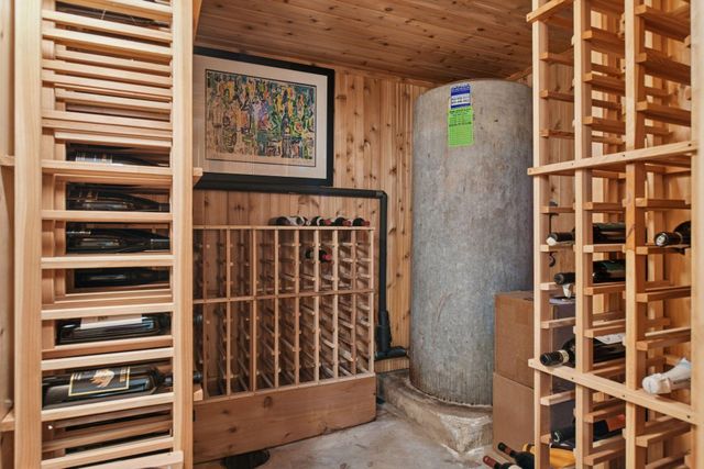 7011 Willow Creek Road, Eden Prairie, MN 55344