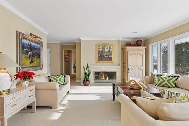 7011 Willow Creek Road, Eden Prairie, MN 55344