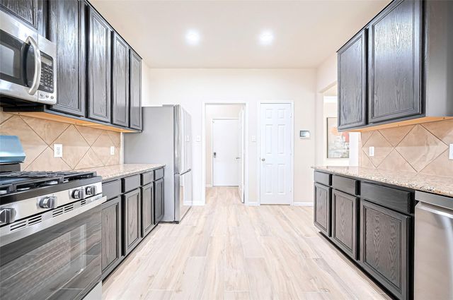 18827 Waverly Springs Lane, Cypress, TX 77429