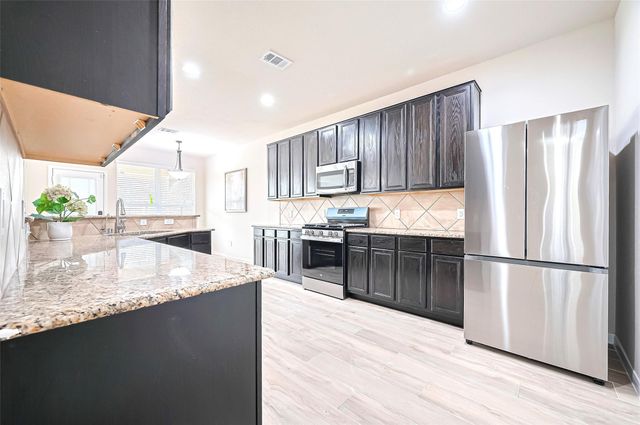 18827 Waverly Springs Lane, Cypress, TX 77429