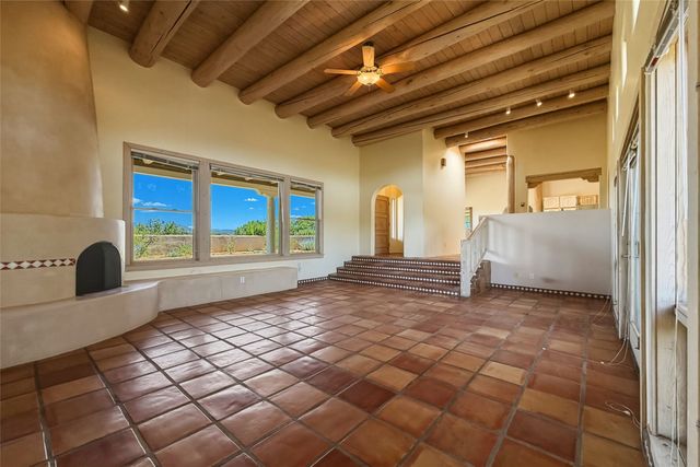 25 Estambre Road, Santa Fe, NM 87508