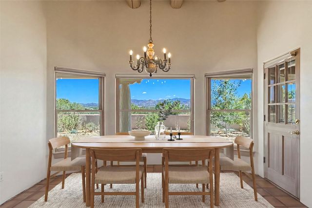 25 Estambre Road, Santa Fe, NM 87508