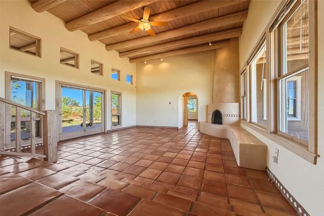 25 Estambre Road, Santa Fe, NM 87508