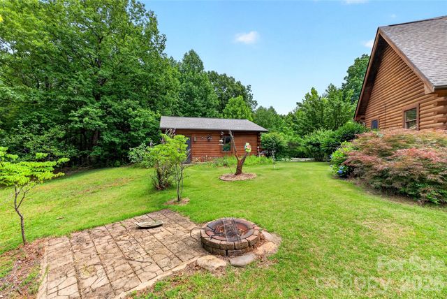 535 N Highland Road, Mill Spring, NC 28756