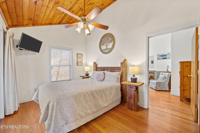 3267 Cosby Creek Rd, Cosby, TN 37722