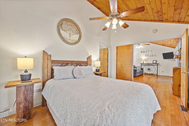 3267 Cosby Creek Rd, Cosby, TN 37722