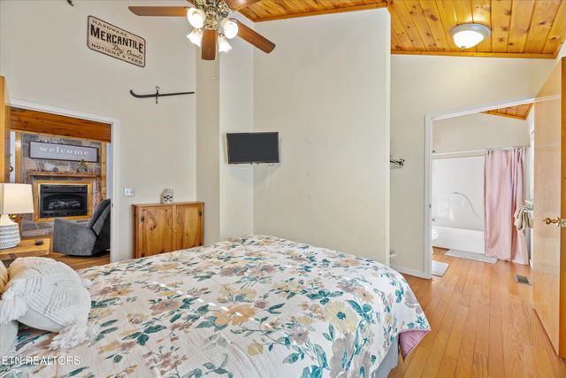 3267 Cosby Creek Rd, Cosby, TN 37722