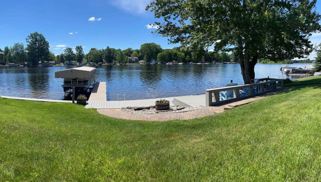 4411 Betty Lee Boulevard, Gladwin, MI 48624