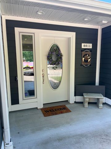 4411 Betty Lee Boulevard, Gladwin, MI 48624