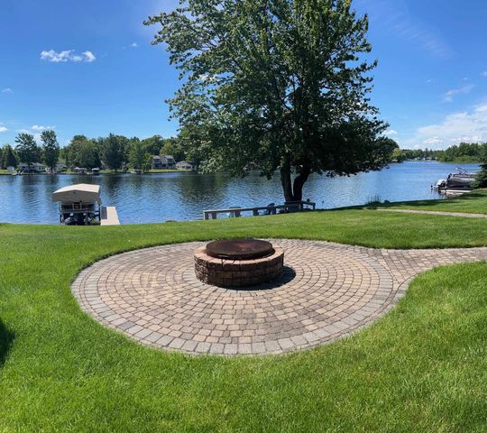 4411 Betty Lee Boulevard, Gladwin, MI 48624