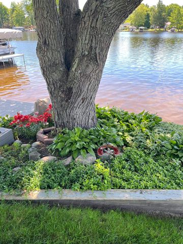 4411 Betty Lee Boulevard, Gladwin, MI 48624