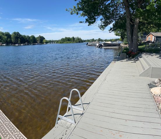 4411 Betty Lee Boulevard, Gladwin, MI 48624