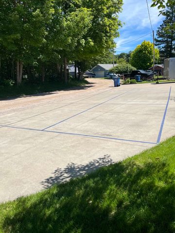 4411 Betty Lee Boulevard, Gladwin, MI 48624