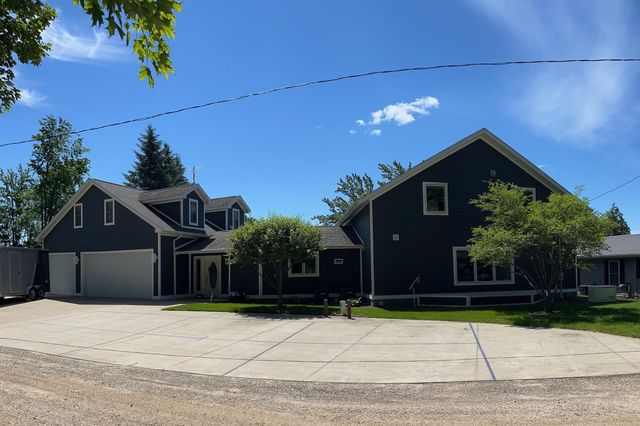 4411 Betty Lee Boulevard, Gladwin, MI 48624