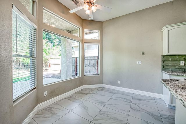 5484 El Paso, Fresno, CA 93722