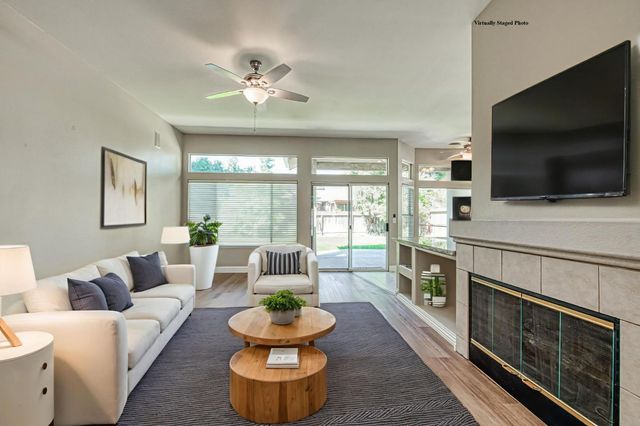 5484 El Paso, Fresno, CA 93722