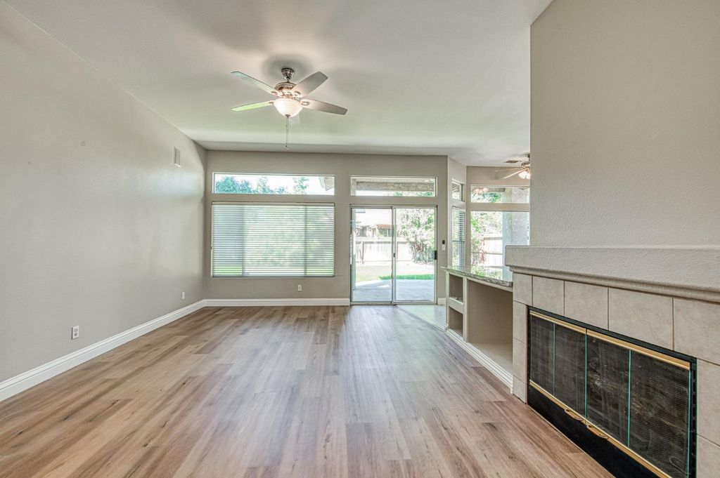 Image 11 of property listing at 5484 El Paso, Fresno, CA 93722