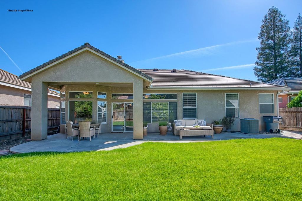 Image 41 of property listing at 5484 El Paso, Fresno, CA 93722