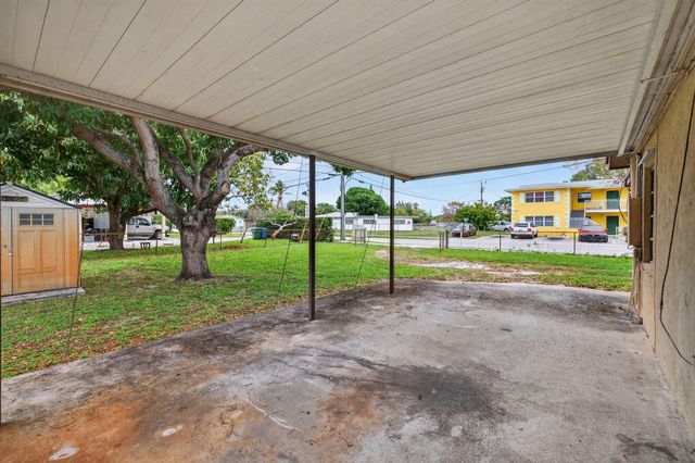 4117 NW 5th Avenue, Oakland Park, FL 33309