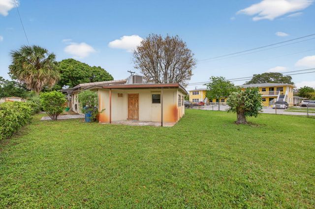 4117 NW 5th Avenue, Oakland Park, FL 33309