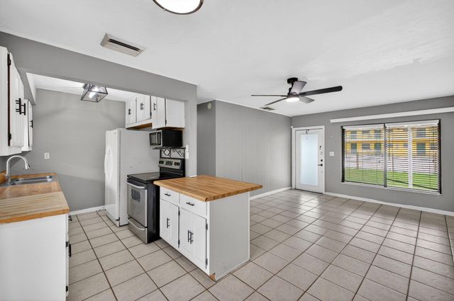 4117 NW 5th Avenue, Oakland Park, FL 33309