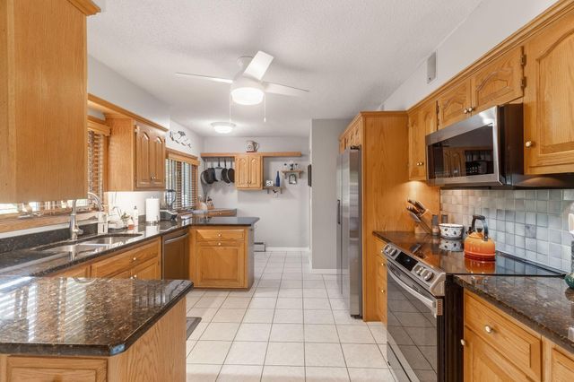 101 Timberland Drive, Burnsville, MN 55337