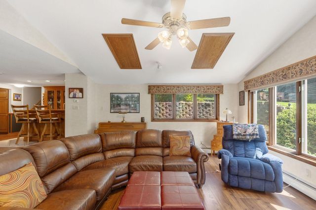 101 Timberland Drive, Burnsville, MN 55337