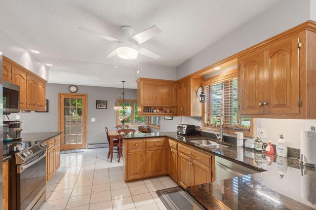 101 Timberland Drive, Burnsville, MN 55337